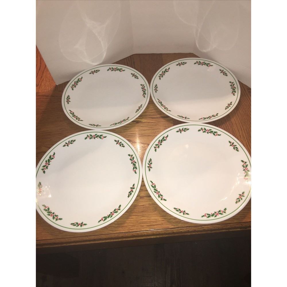 New 16 Pc Service for 4, Corelle HOLLY DAYS Dinner Set NOS Open Box EXCELLENT
